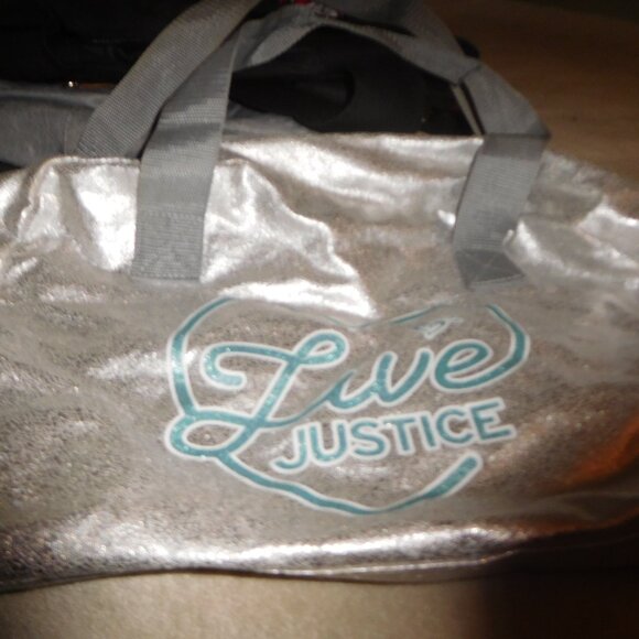Justice Bag - Picture 2 of 4